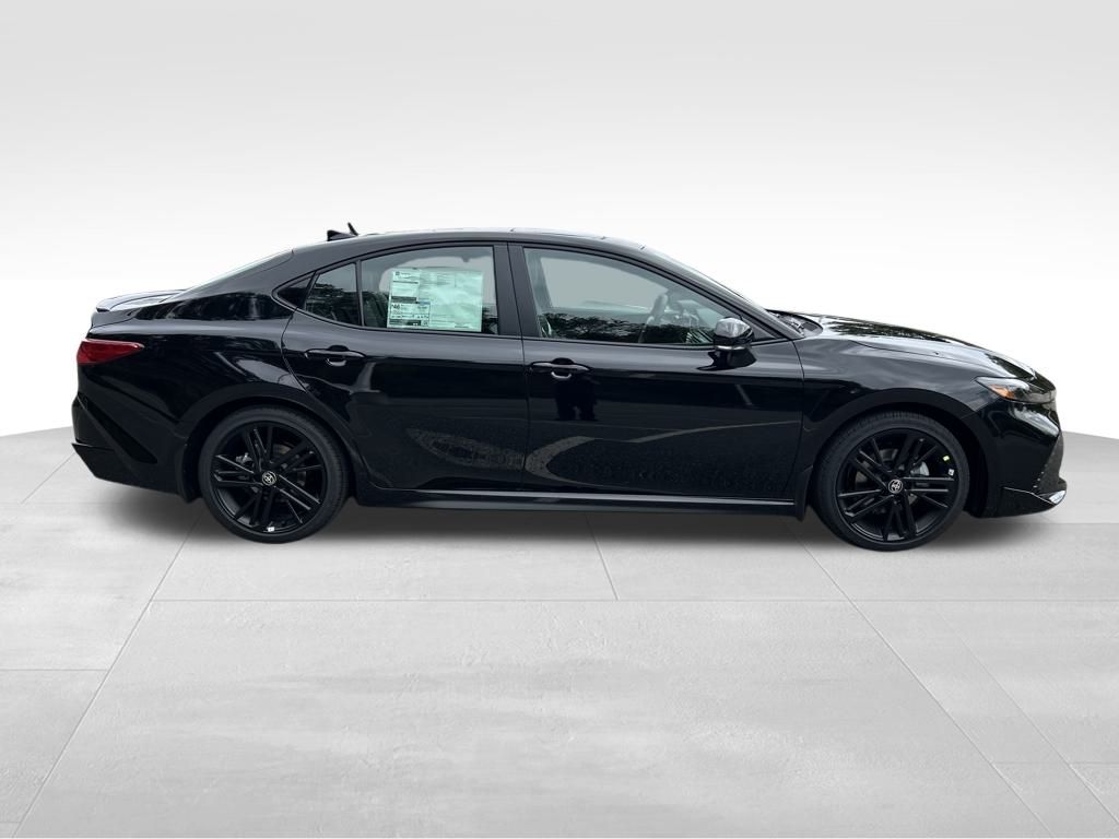 2026 Toyota Camry SE photo 6