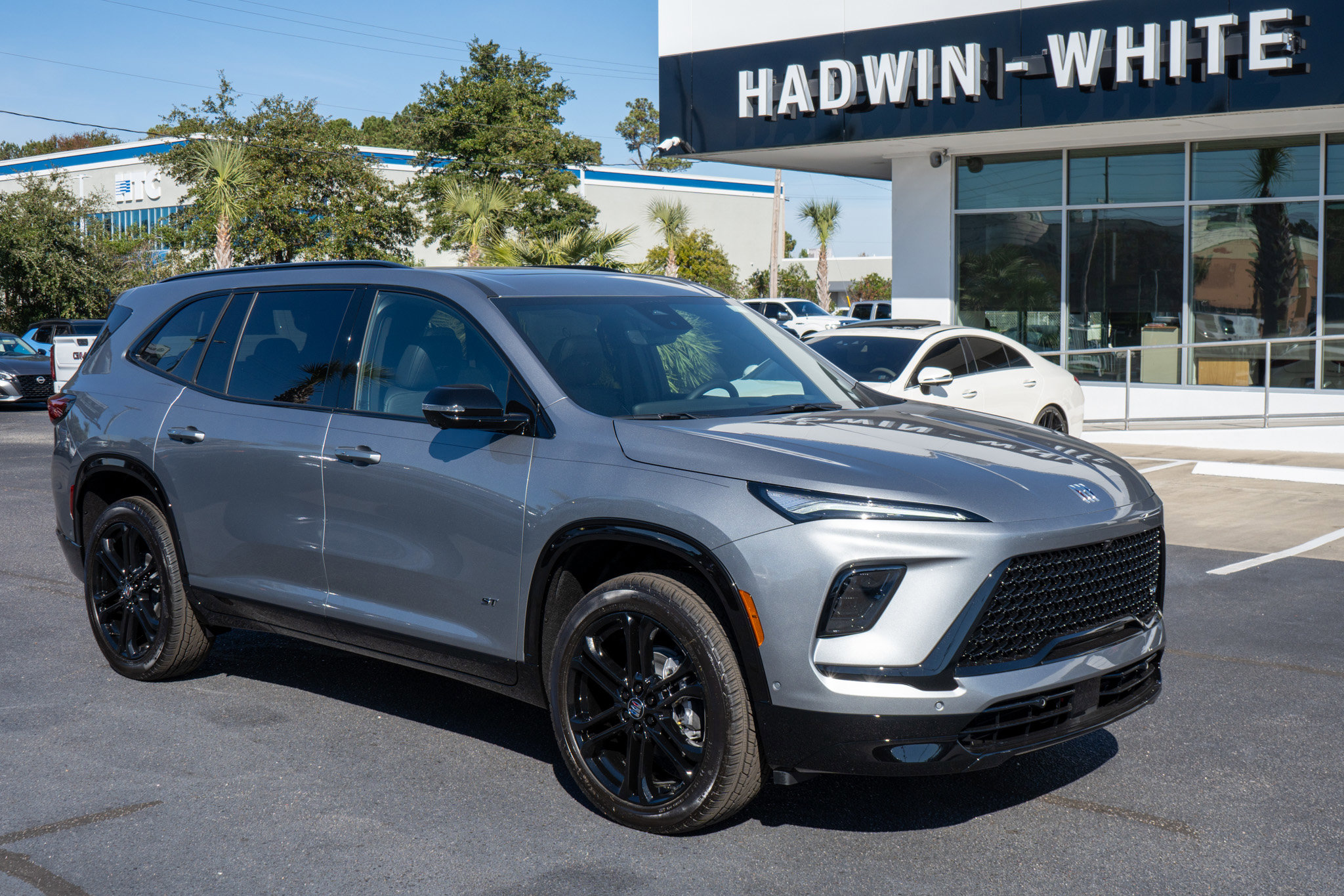 2026 Buick Enclave Sport Touring's photo