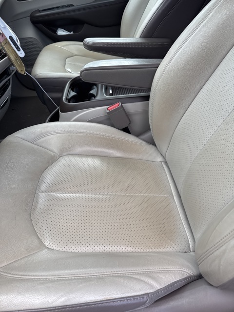 2018 Chrysler Pacifica Touring Plus photo 16