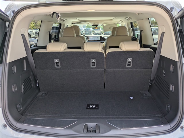 2026 Infiniti QX80 Pure photo 11