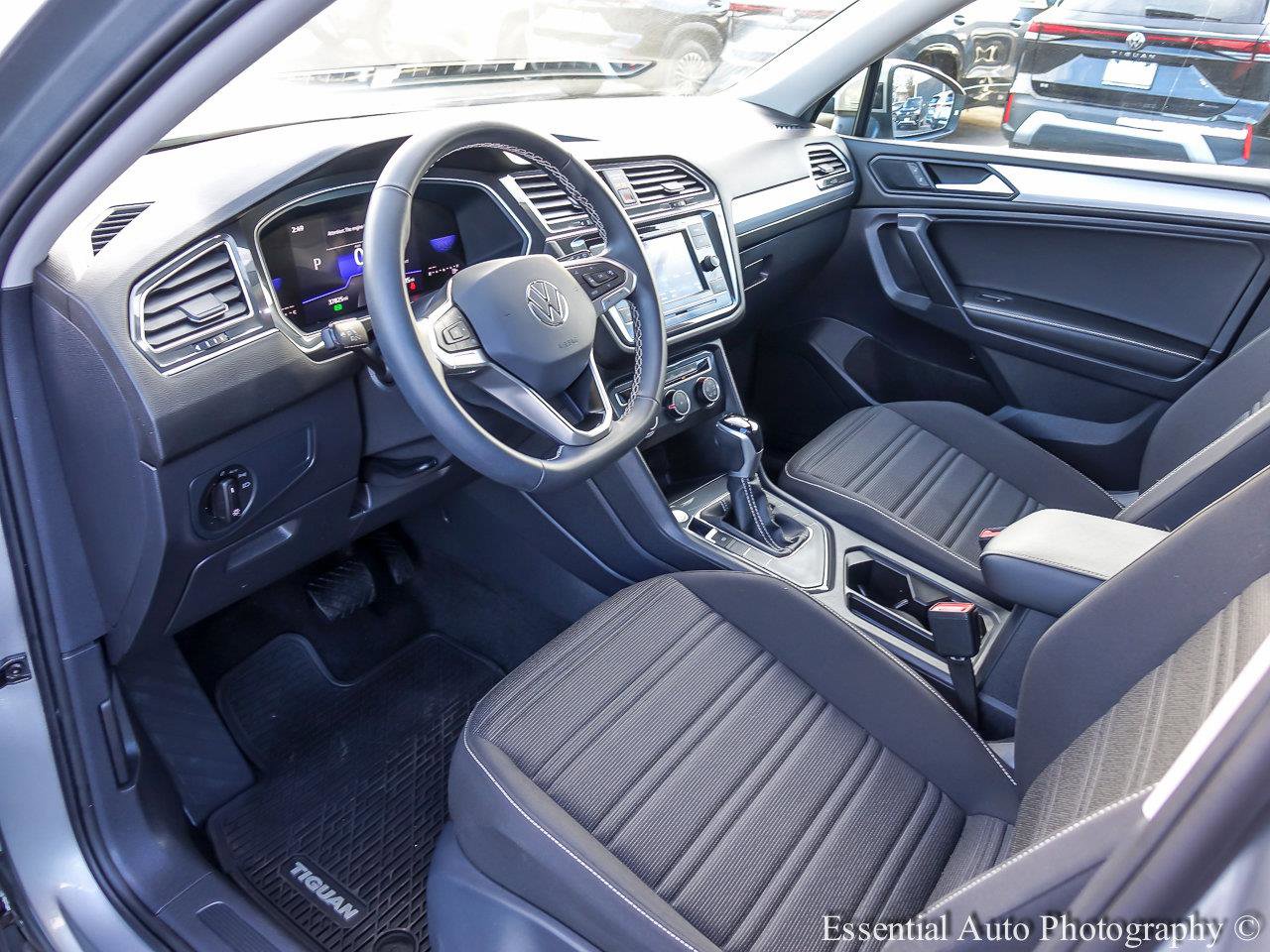 2023 VOLKSWAGEN TIGUAN - Image 8