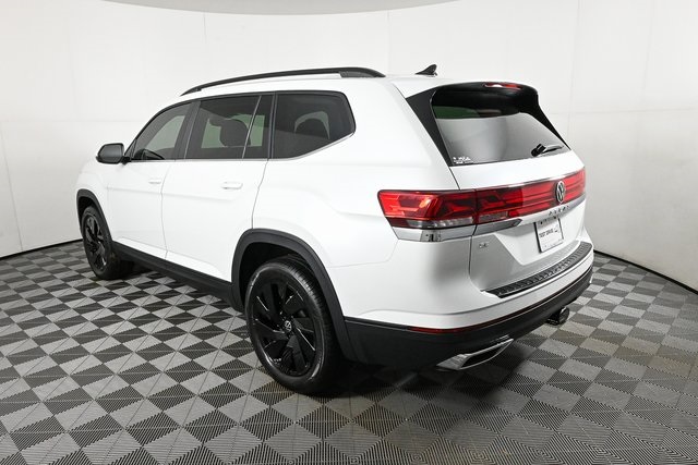 2026 Volkswagen Atlas SE Technology photo 4
