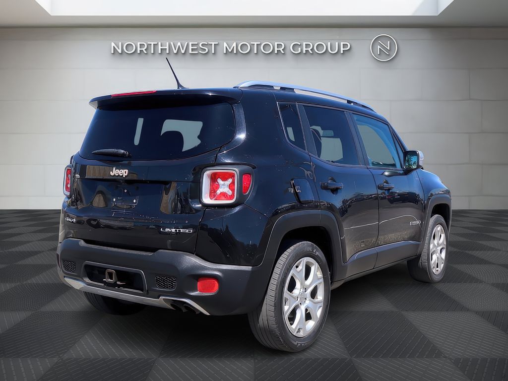 2016 Jeep Renegade Limited photo 4