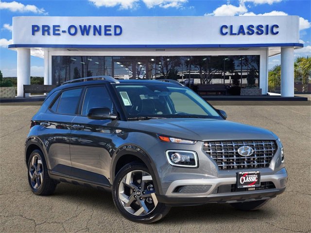 2025 Hyundai Venue Limited's photo