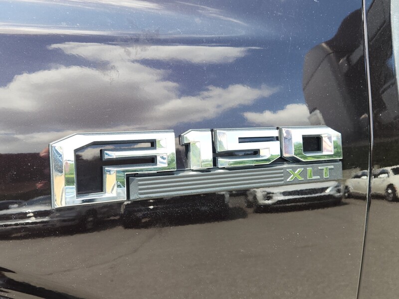 2019 Ford F-150 XLT photo 9