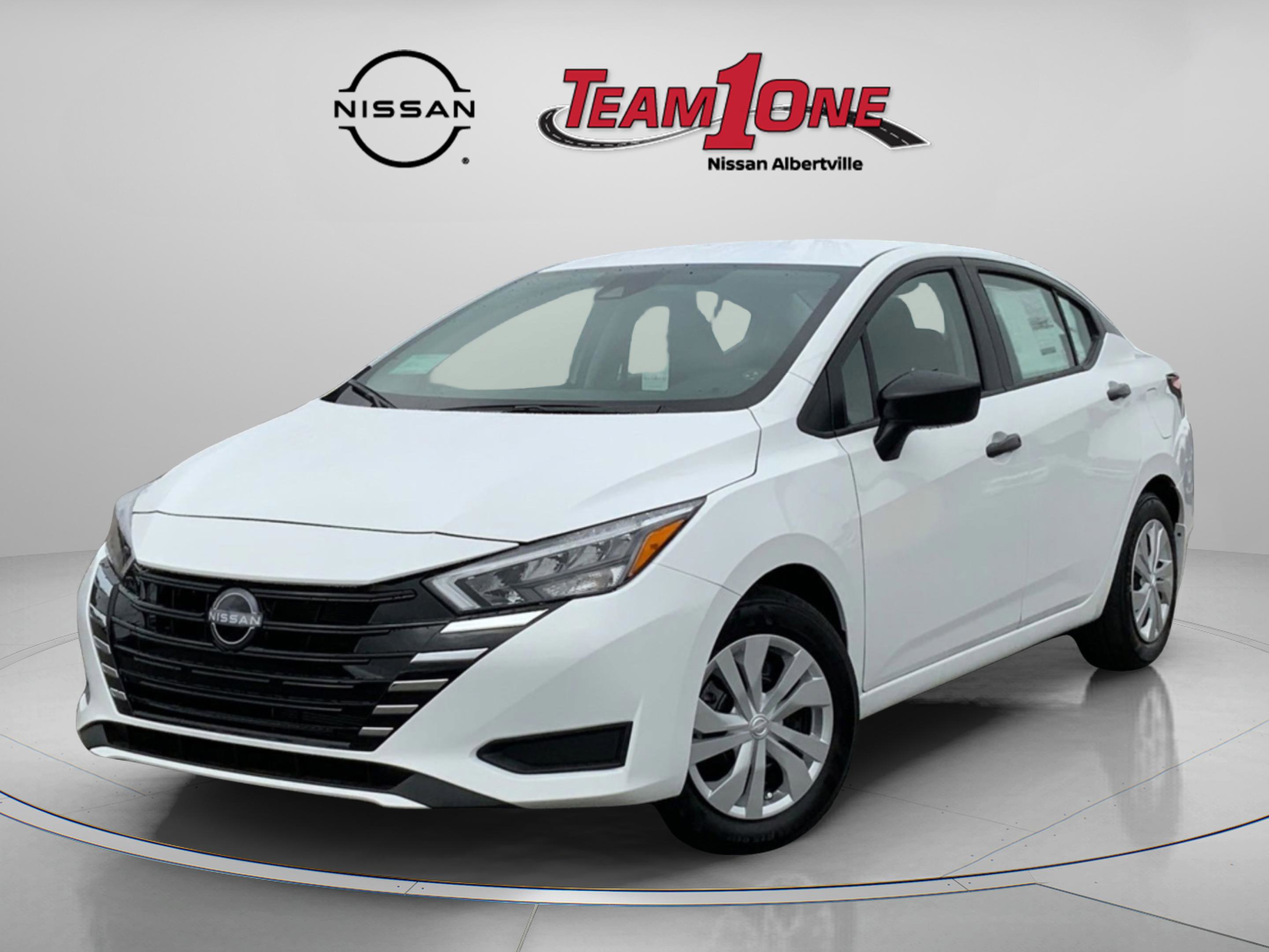 2025 Nissan Versa S photo 2
