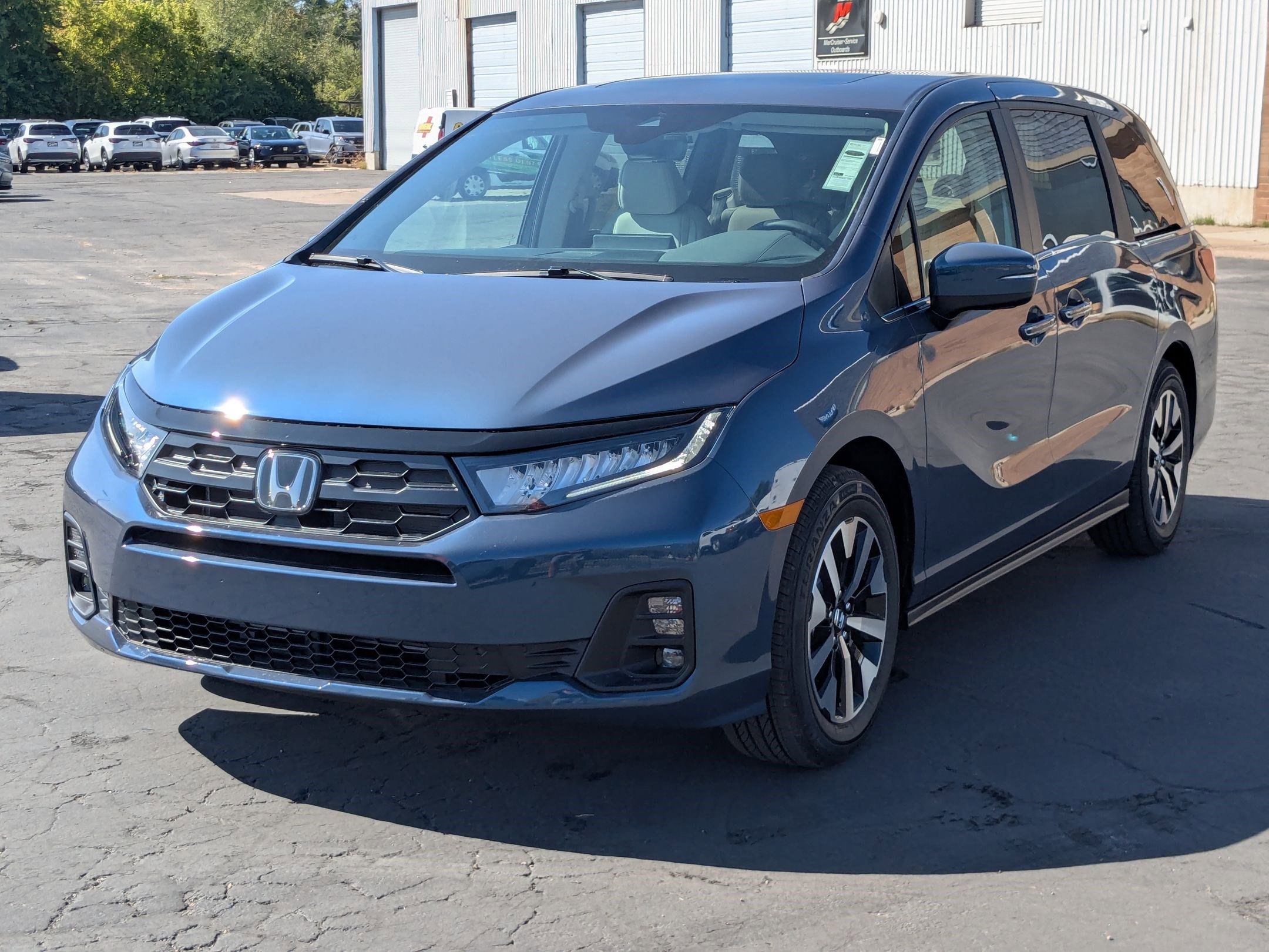 2026 Honda Odyssey EX-L photo 8