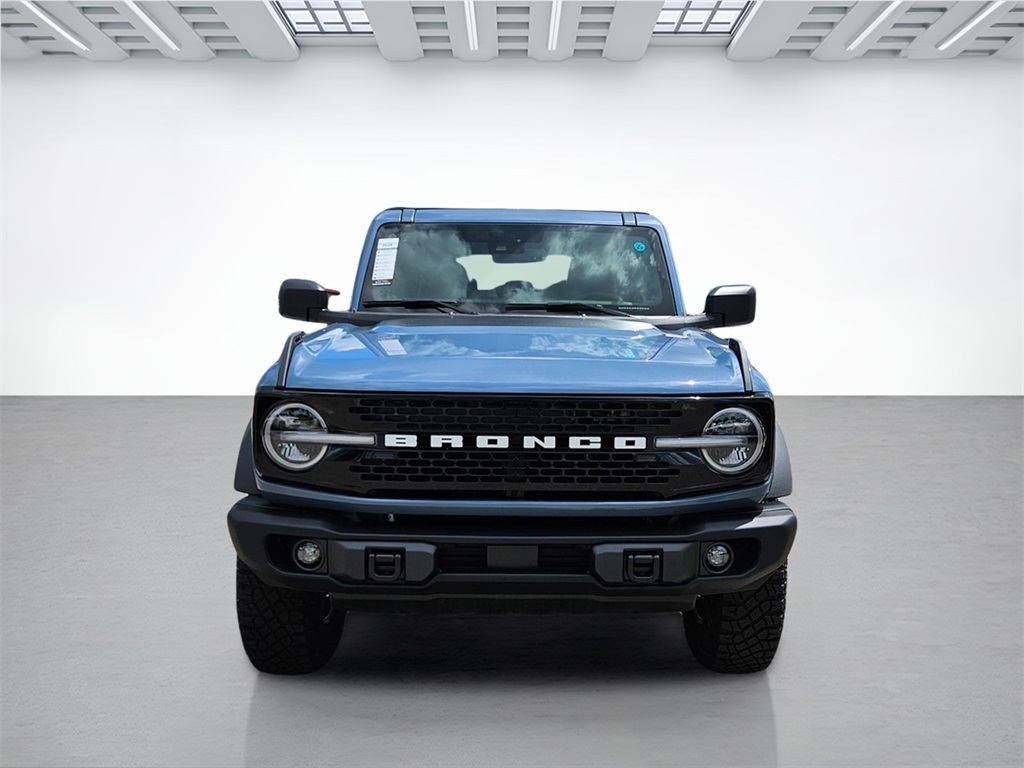 2025 Ford Bronco Badlands photo 2