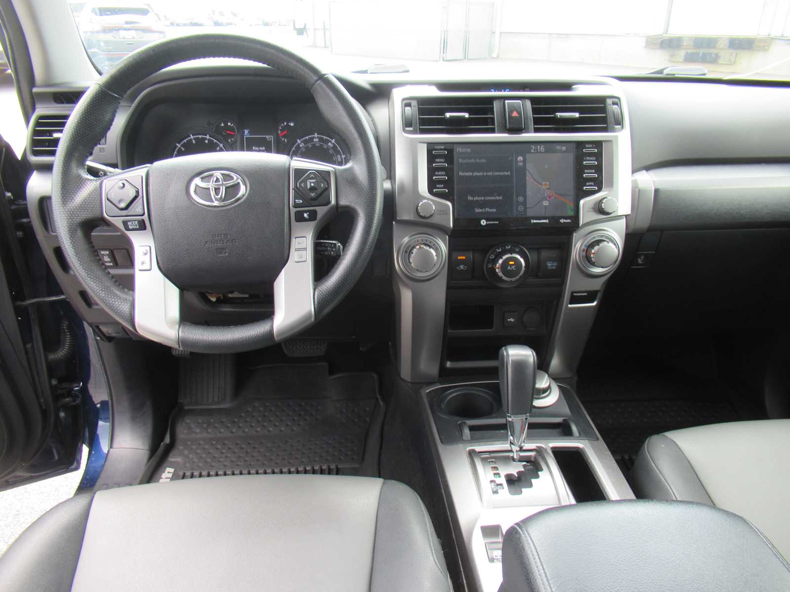 2020 Toyota 4Runner SR5 Premium photo 15