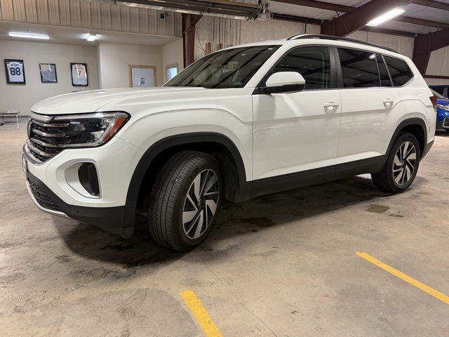 2024 Volkswagen Atlas SE Technology photo 4