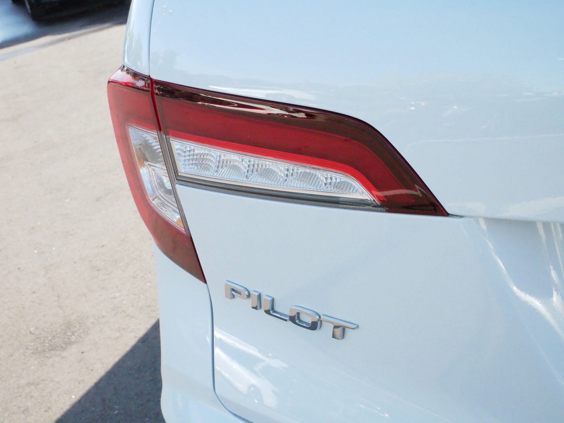2022 Honda Pilot Sport photo 15