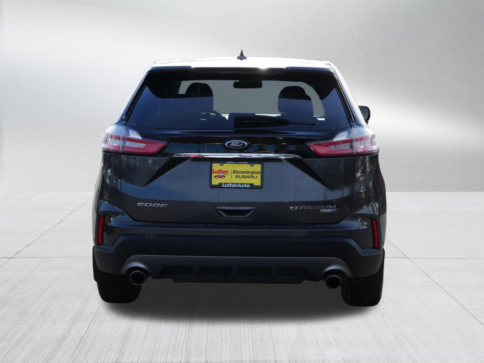 2019 Ford Edge Titanium photo 4