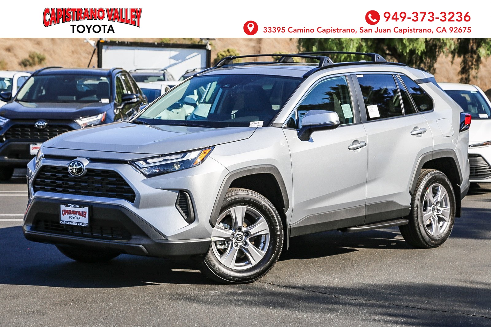2025 Toyota RAV4 XLE's photo