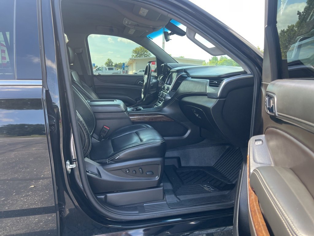 2019 Chevrolet Tahoe LS photo 14