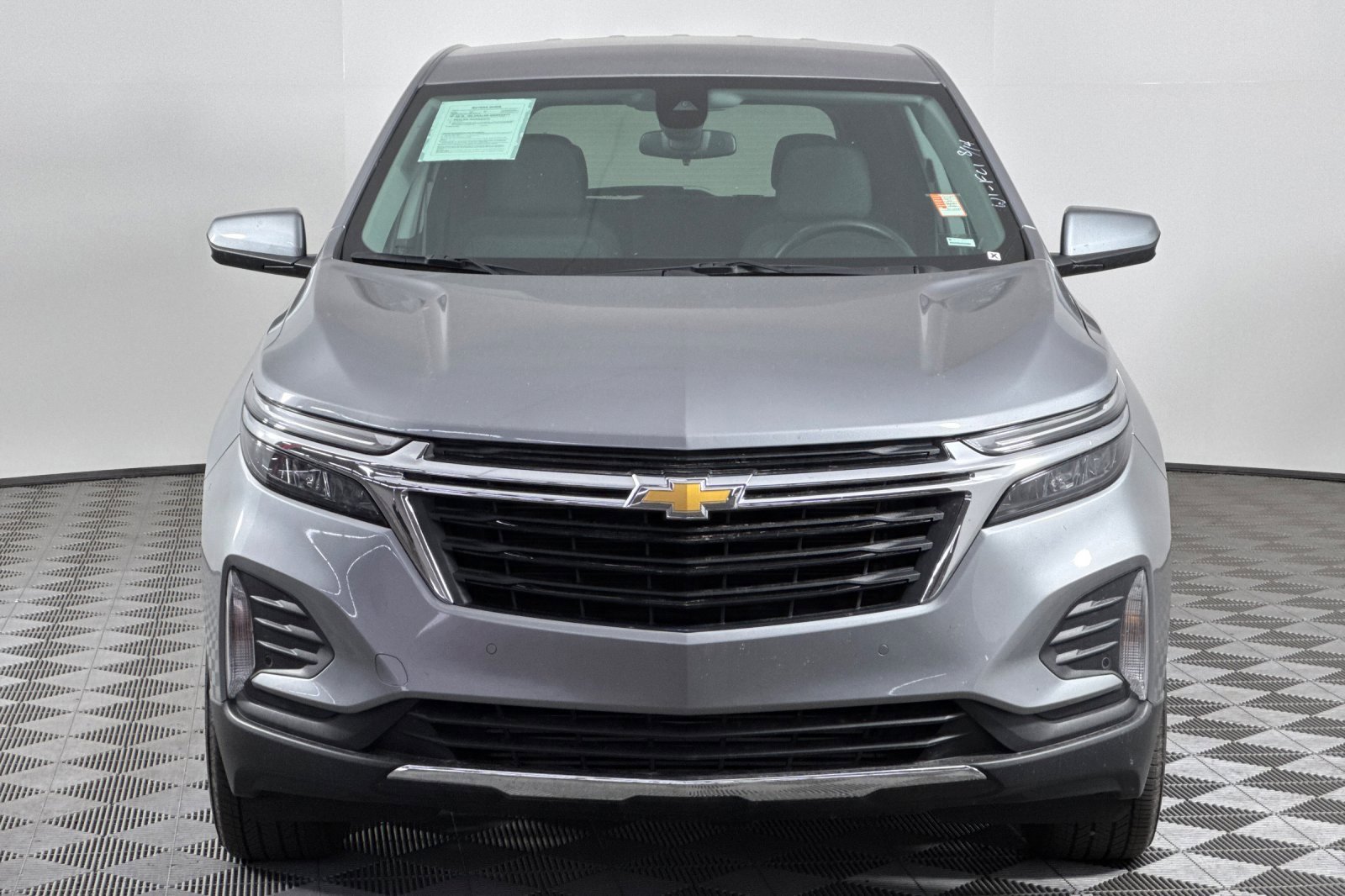 2024 Chevrolet Equinox LT photo 9