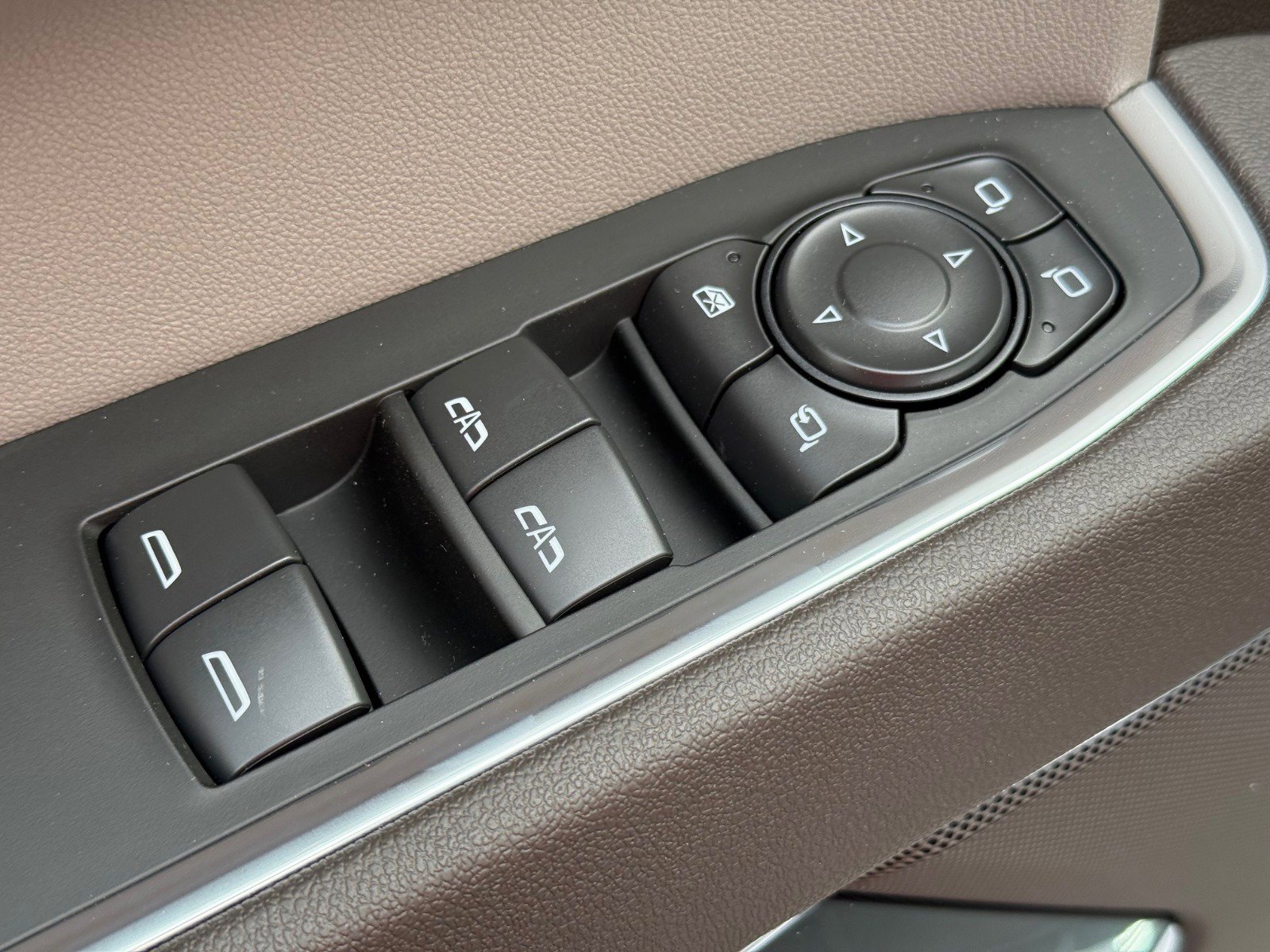 2025 Gmc Sierra 1500 SLT photo 12