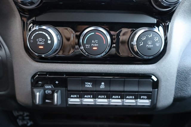 2025 Ram 3500 Tradesman photo 19