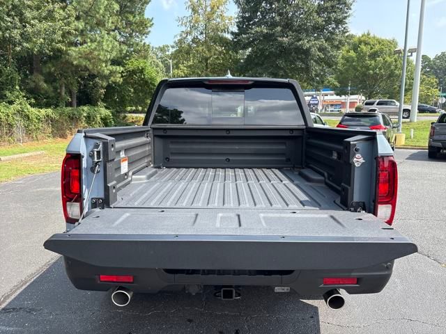 2025 Honda Ridgeline Black Edition photo 20