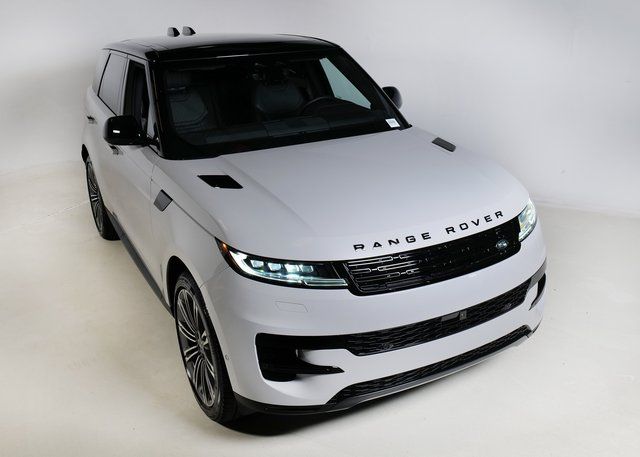 2025 Land Rover Range Rover Sport SE photo 22