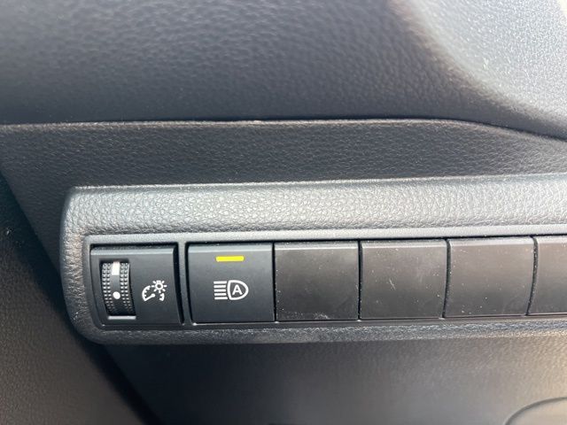 2024 Toyota Corolla LE photo 23