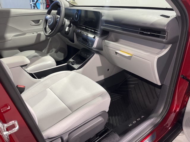 2025 Hyundai Kona SEL photo 10