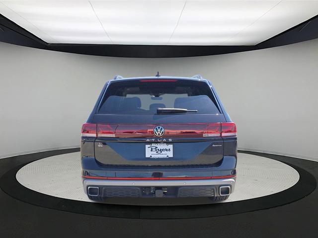 2025 Volkswagen Atlas Peak Edition SE photo 3