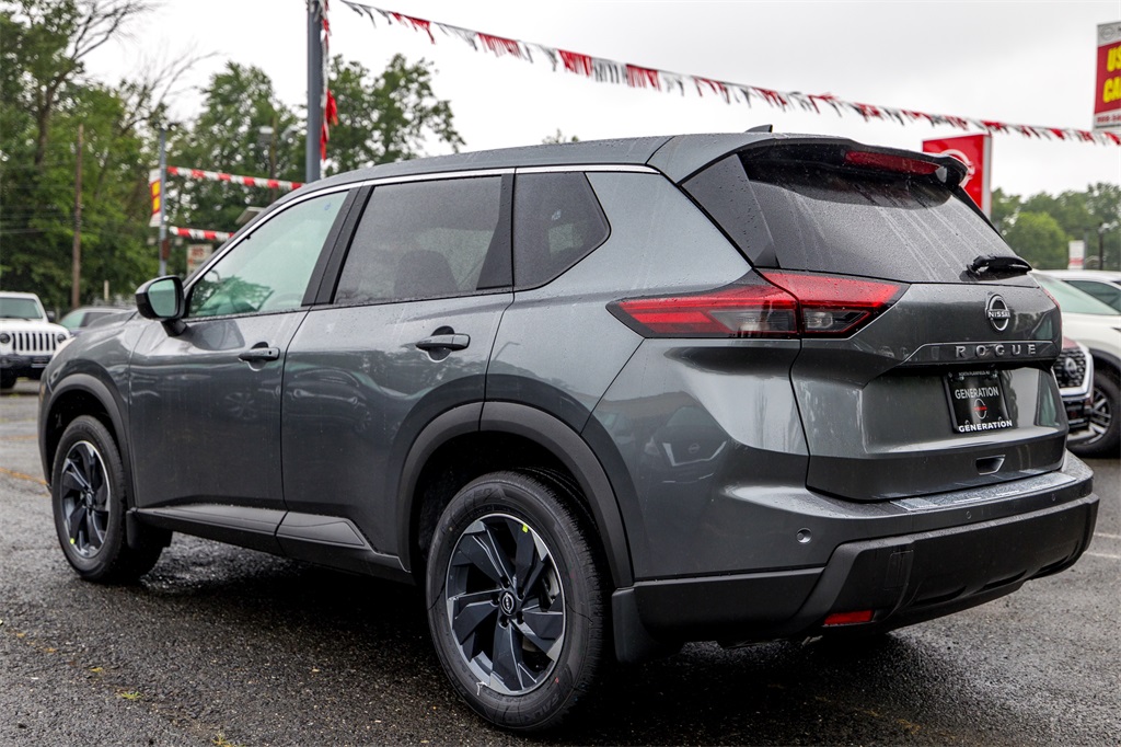 2025 Nissan Rogue SV photo 7