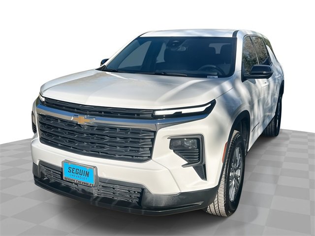 2024 Chevrolet Traverse LS's photo