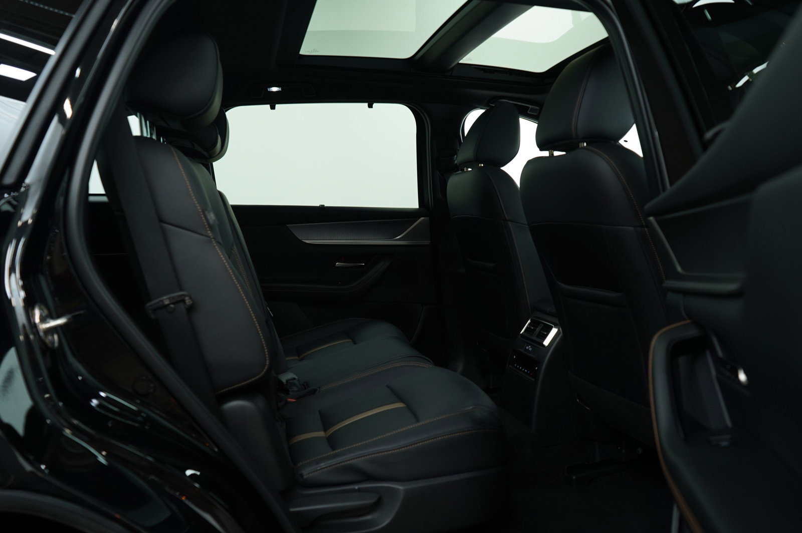 2025 Mazda CX-70 Premium Plus photo 10