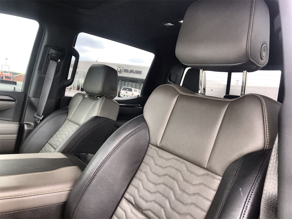 2024 Chevrolet Silverado 1500 ZR2 photo 11