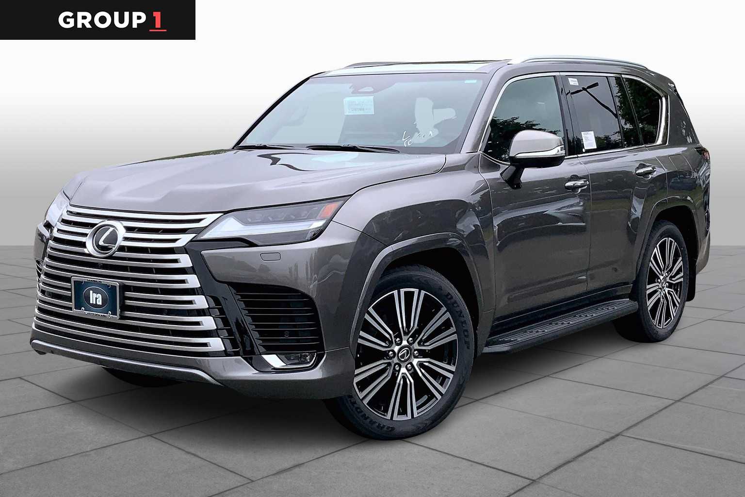 2025 Lexus LX 600 Luxury photo 2