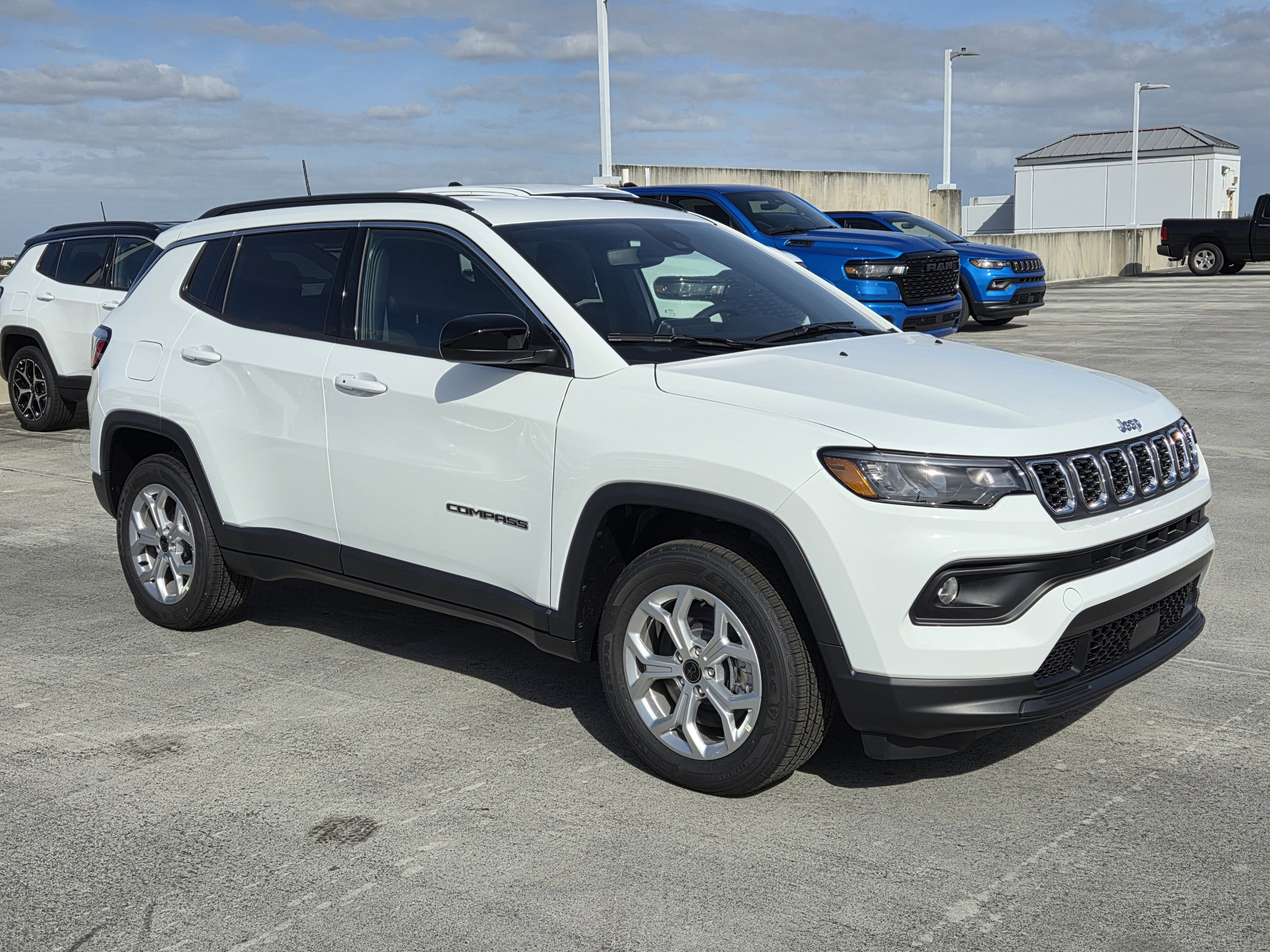 2026 Jeep Compass Latitude's photo