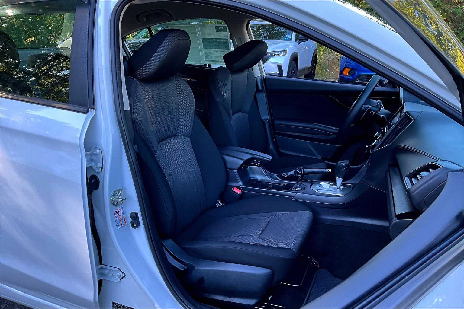 2019 Subaru Impreza Premium photo 7