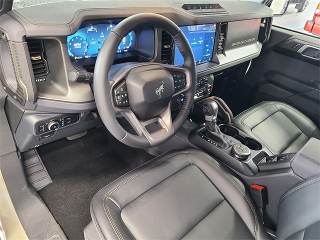 2025 Ford Bronco Badlands photo 12