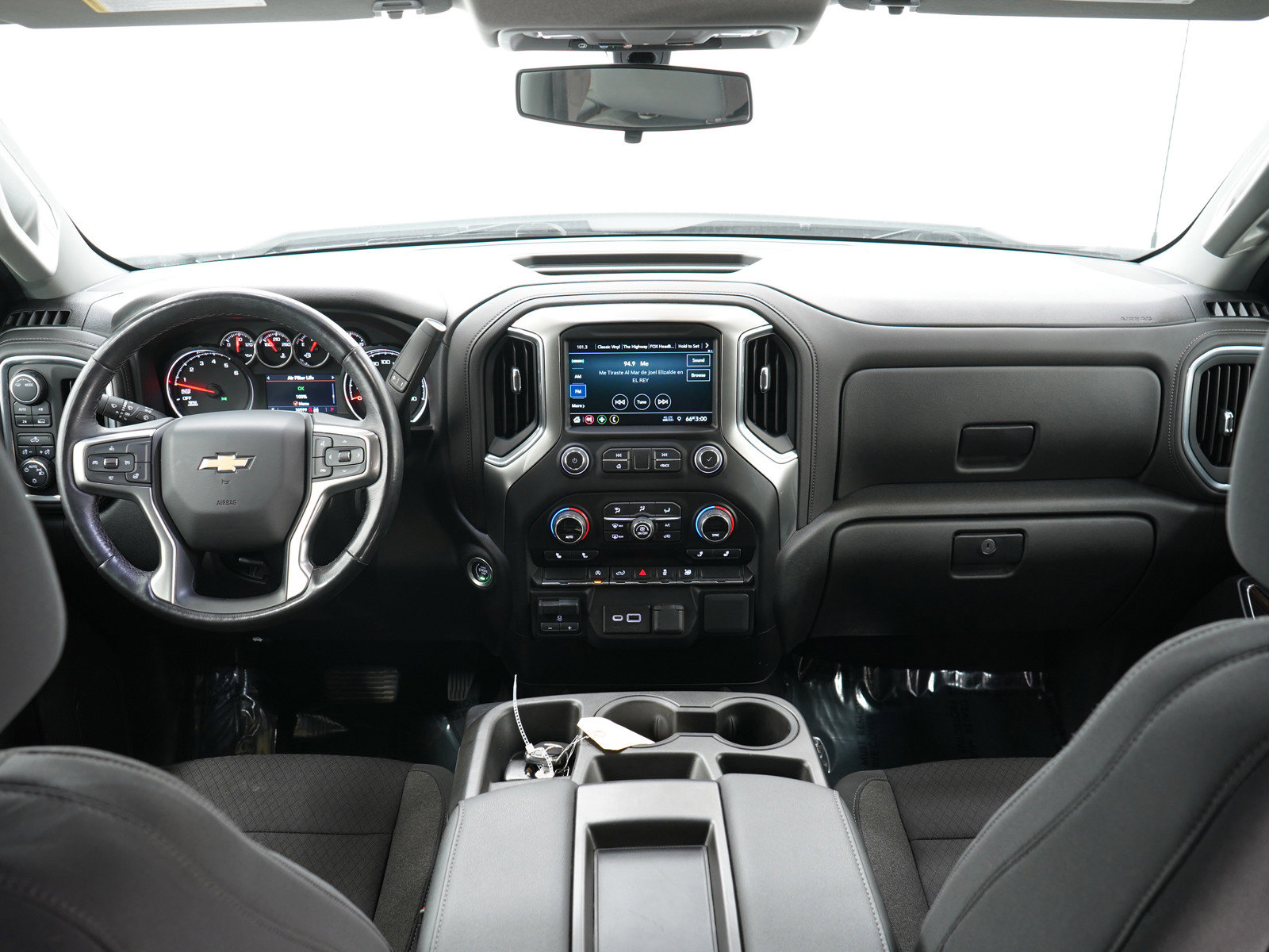 2021 Chevrolet Silverado 1500 LT photo 12