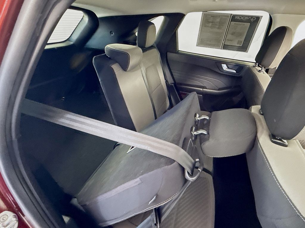 2021 Ford Escape SE photo 22