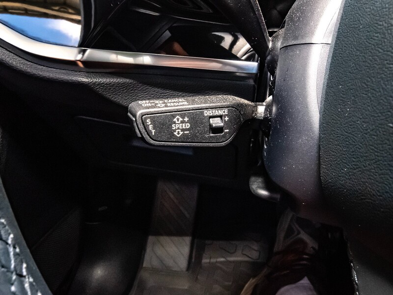 2024 Audi Q3 45 TFSI S line Premium photo 13