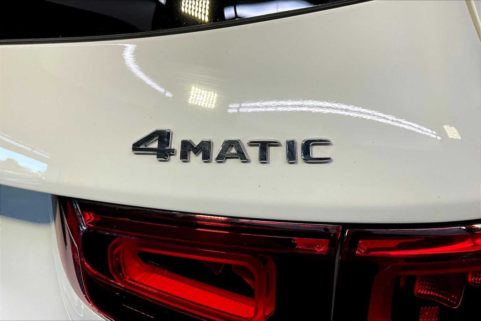 2022 Mercedes Benz GLB 250 4MATIC photo 9