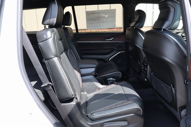 2025 Jeep Grand Cherokee L Summit photo 48