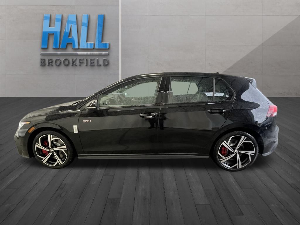 2025 Volkswagen Golf GTI SE photo 2