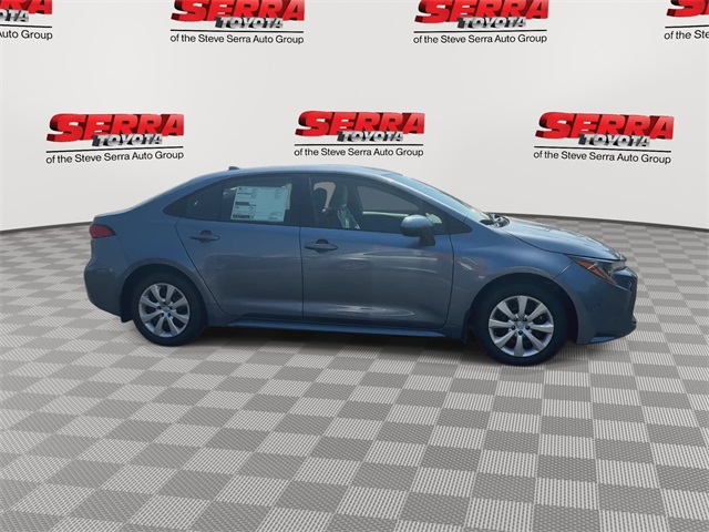 2026 Toyota Corolla LE photo 3