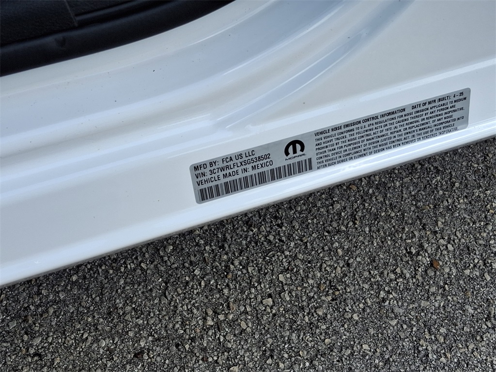 2025 Ram 4500 Tradesman photo 28