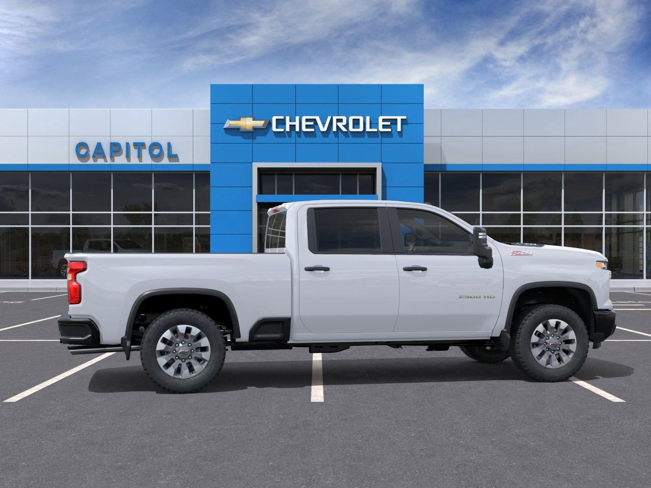 2025 Chevrolet Silverado 2500HD Custom photo 4