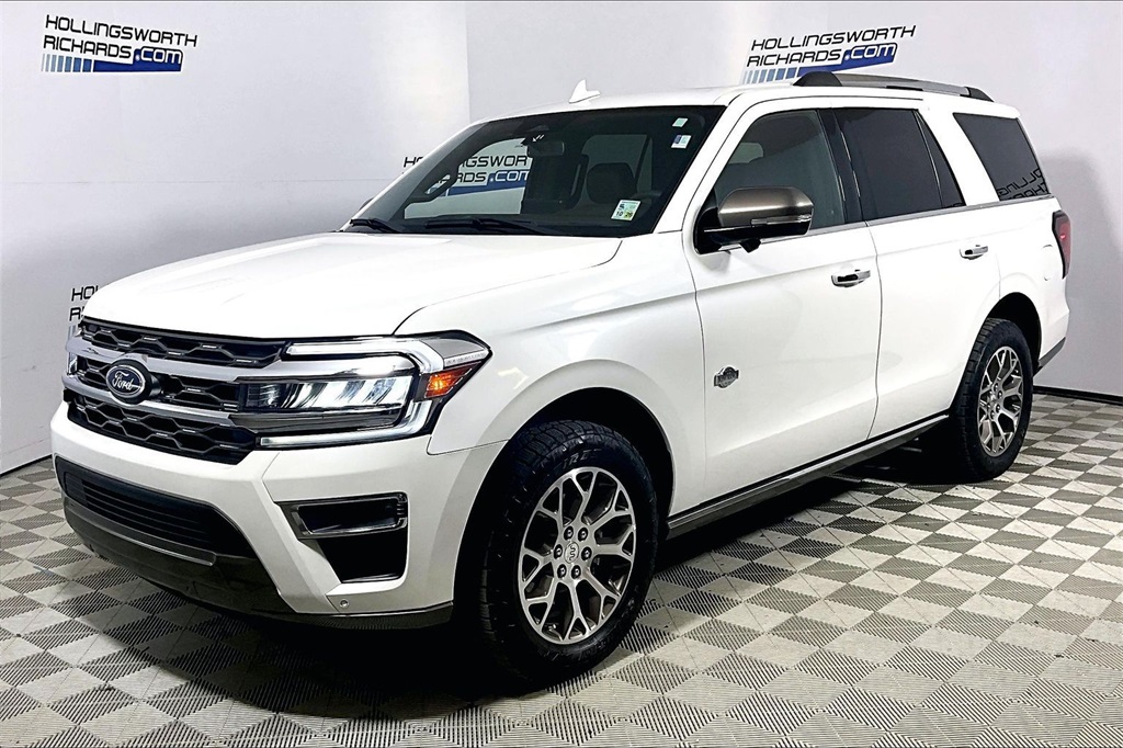 2024 Ford Expedition King Ranch's photo