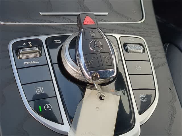 2018 Mercedes Benz GLC 300 4MATIC photo 23