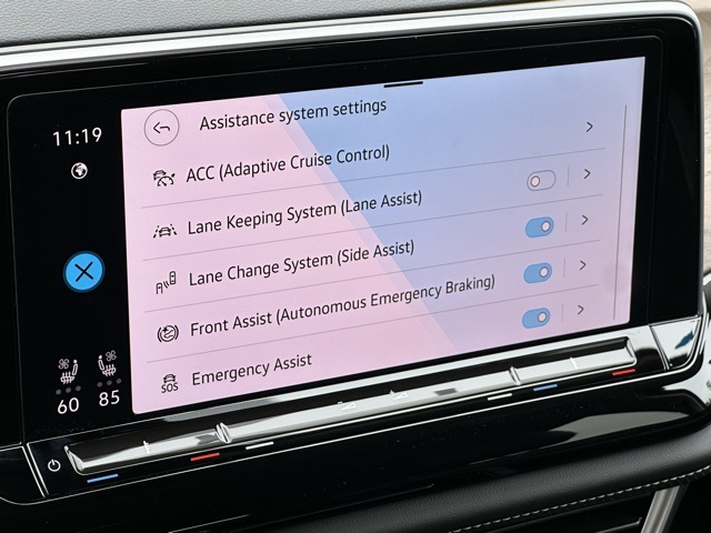 2026 Volkswagen Atlas SE Technology photo 15
