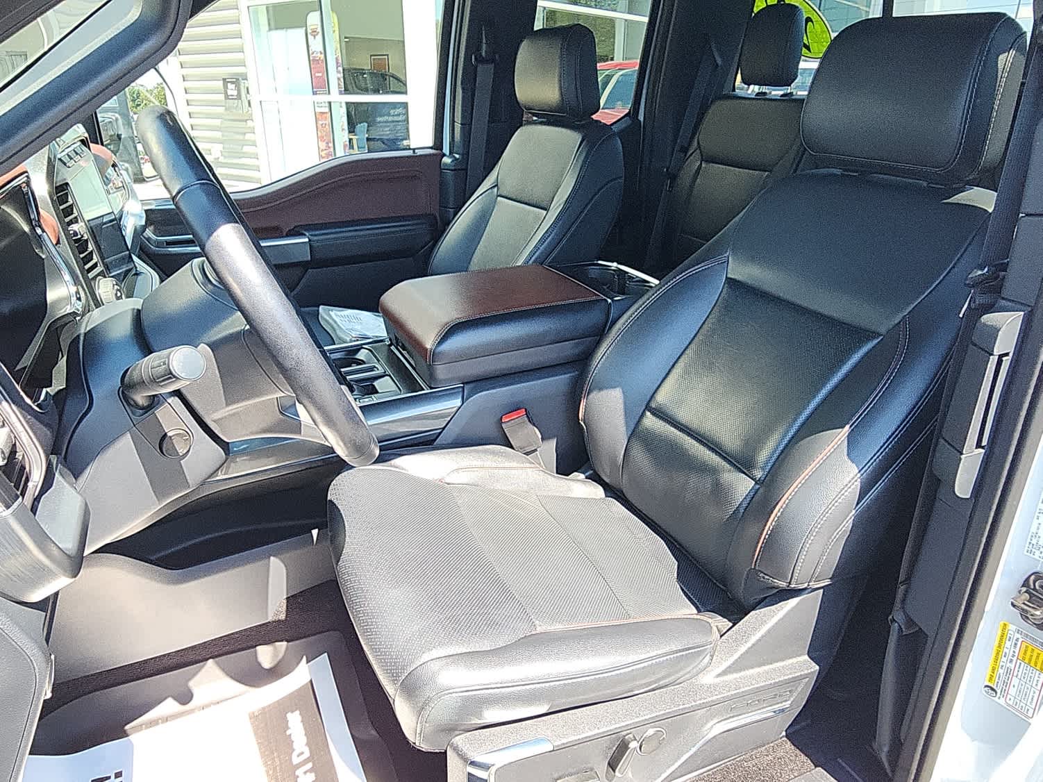 2022 Ford F-150 Lariat photo 10