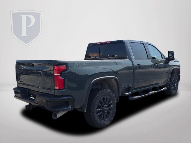 2025 Chevrolet Silverado 2500HD LT photo 4