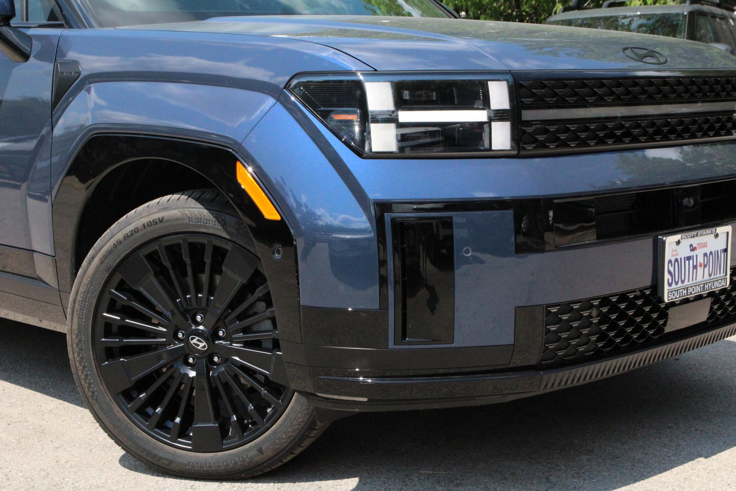 2026 Hyundai Santa Fe Calligraphy photo 2