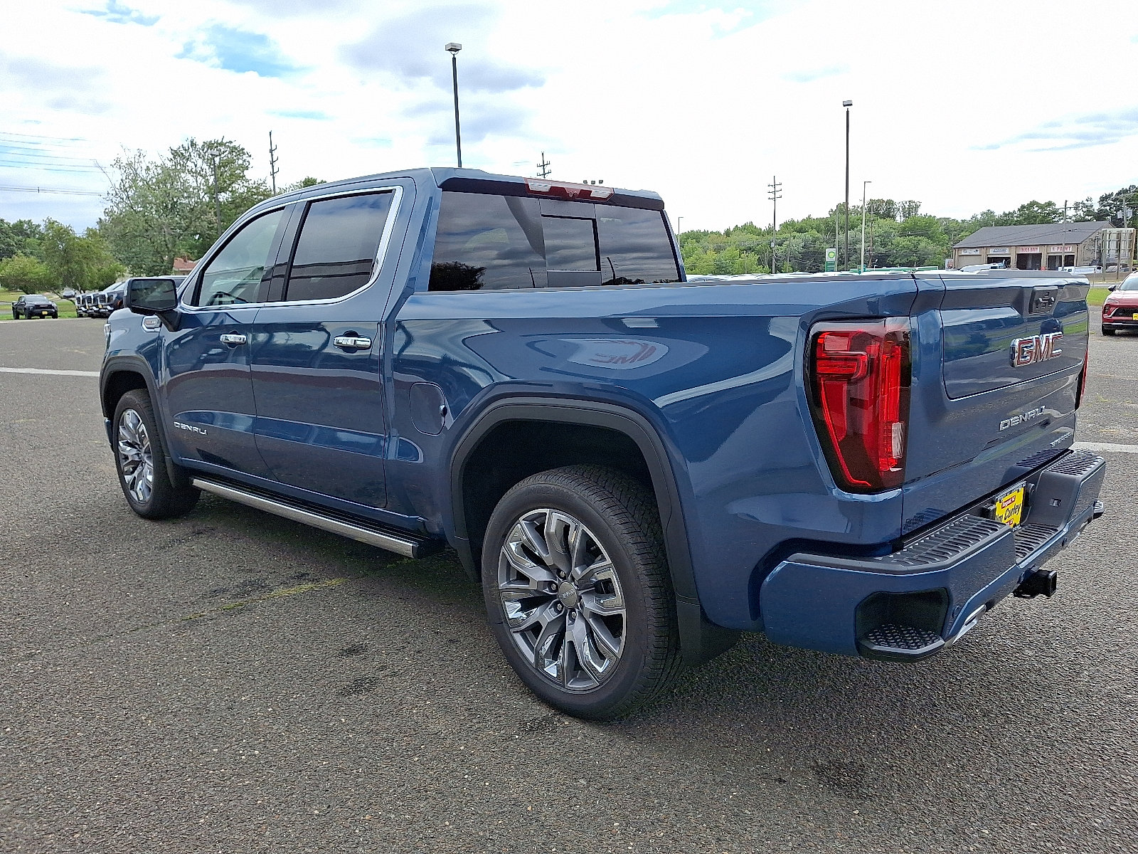 2026 Gmc Sierra 1500 Denali photo 3